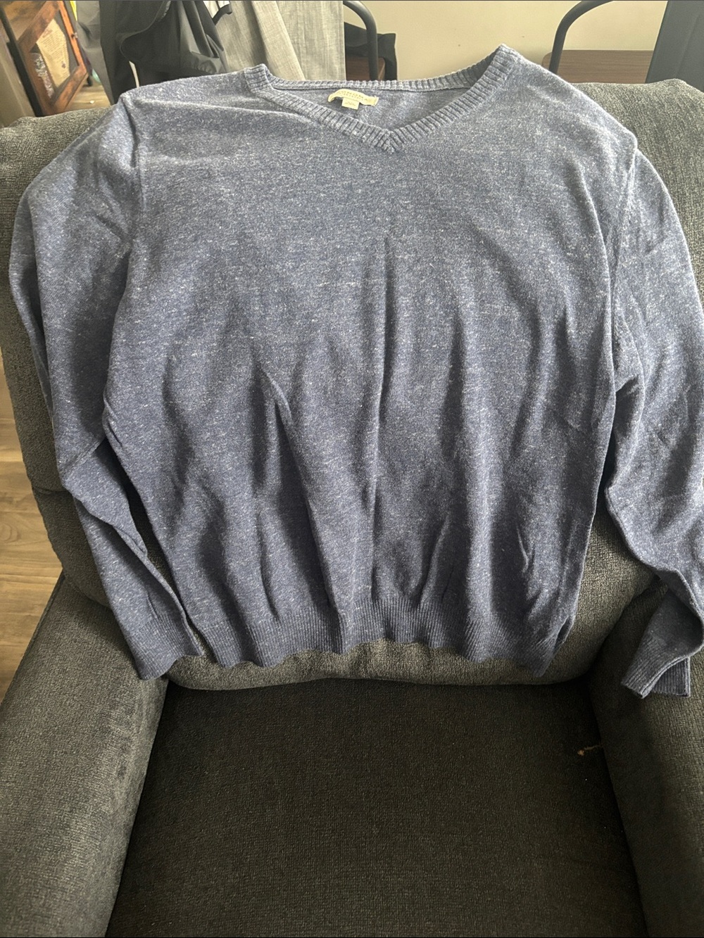 Sonoma Men's V-Neck Sweater in Heather Blue